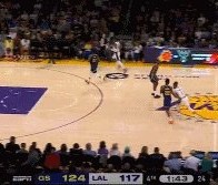 三分被吹+五次重开 詹姆斯纪录之夜却遭“熬老头”